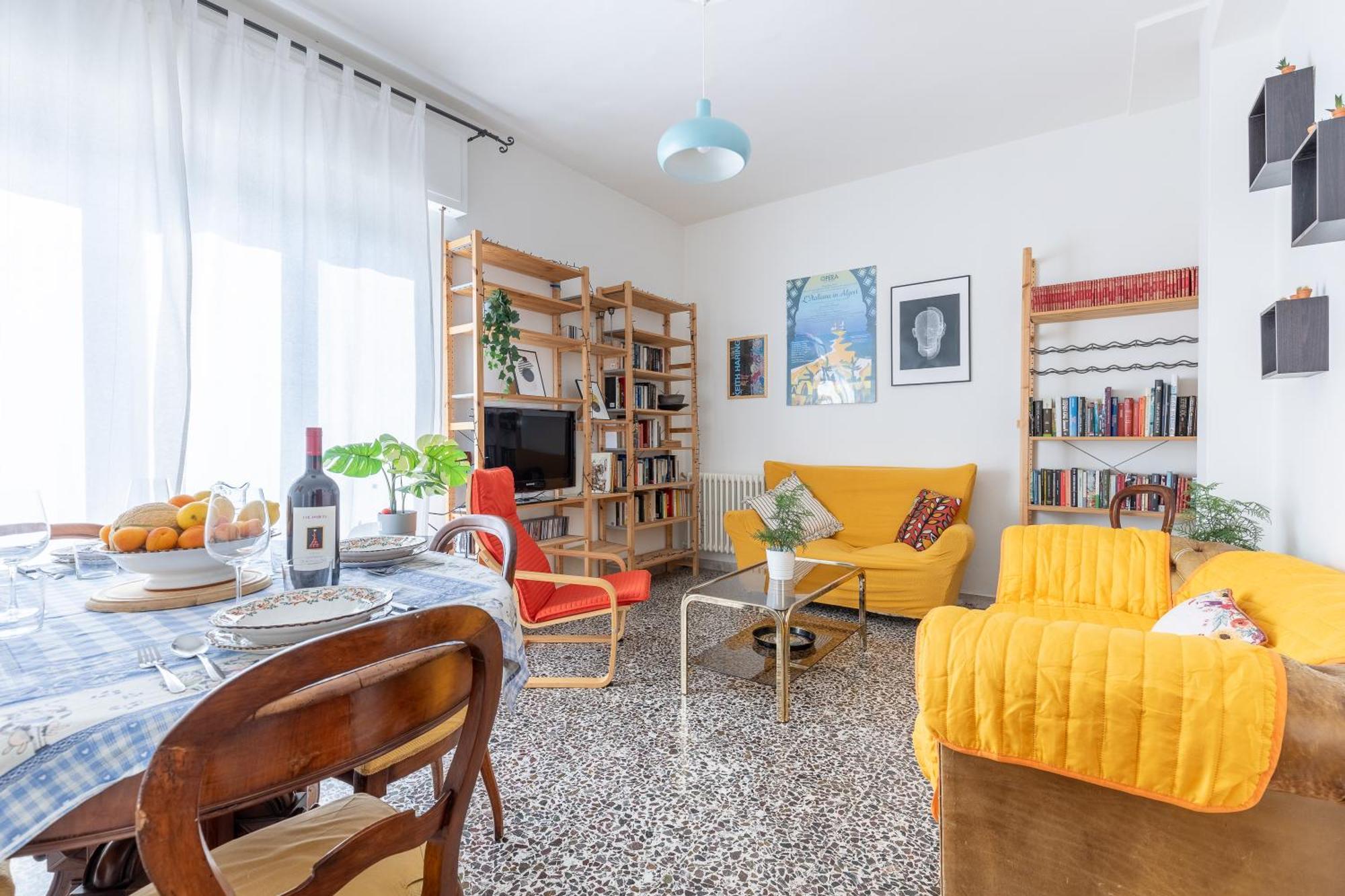 Porta A Lucca - Bright With Balcony Apartament Piza
